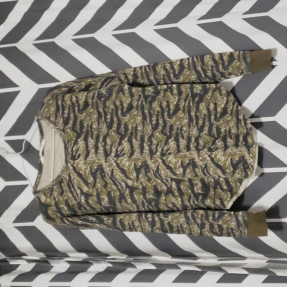 Top - Picture 2 of 2